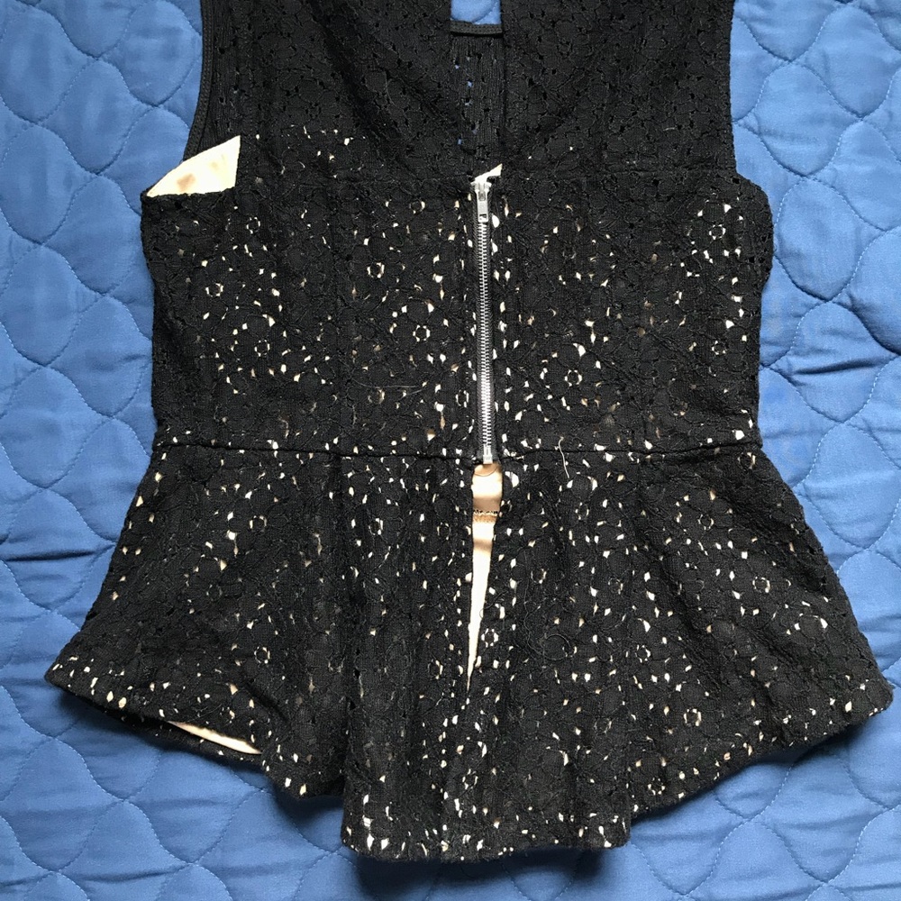 Blouse - Picture 2 of 2